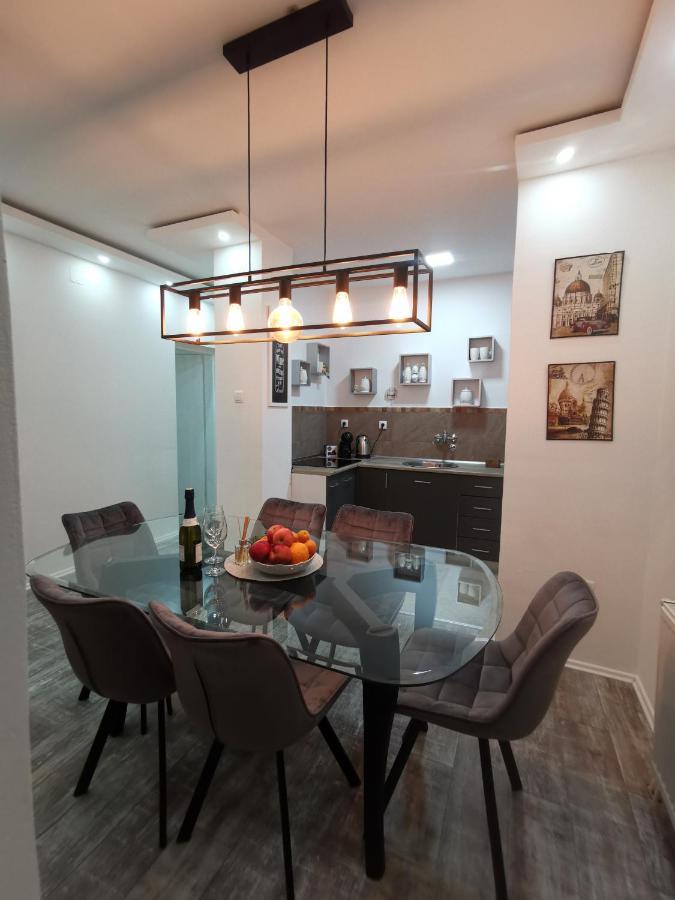 White House Ns Apartman Újvidék Kültér fotó