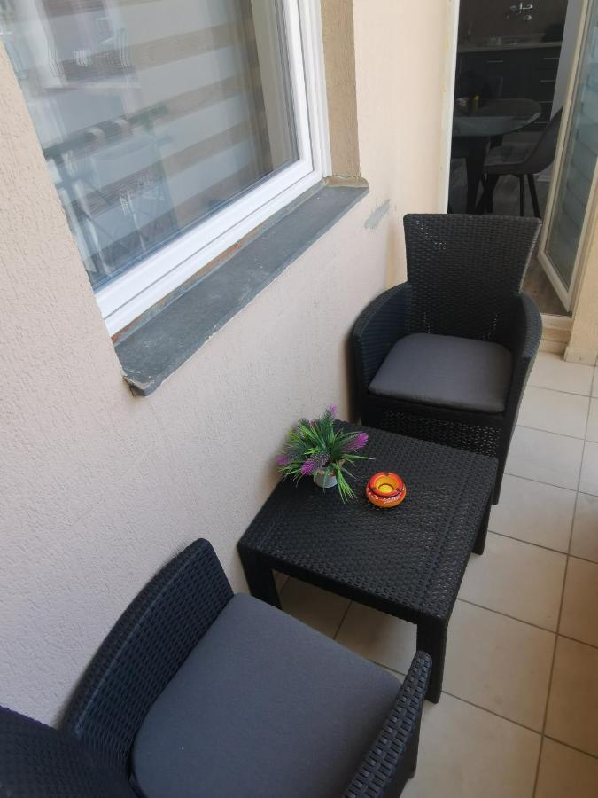 White House Ns Apartman Újvidék Kültér fotó